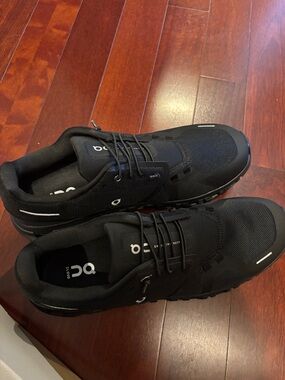 On Running Men's Black Cloud-Style Athletic Sneakers